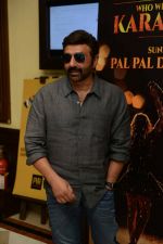 Sunny Deol during the press conference hunt for his son_s debut film at PVR Plaza in New delhi on 1st Oct 2016 (9)_57f11acb8f035.jpg