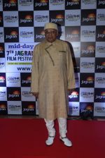 at Jagran Film fest awards on 30th Sept 2016 (27)_57f0eae928a5b.JPG