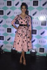 Pooja Hegde at Elle Beauty Awards on 5th Oct 2016 (61)_57f5f0f7bdfaf.JPG