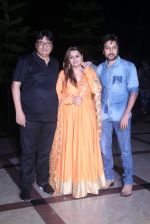 Vashu Bhagnani, Honey Bhagnani, Dheeraj Deshmukh at Tutak Tutak Tutiya premiere on 6th Oct 2016 (141)_57f73fe207bd2.JPG