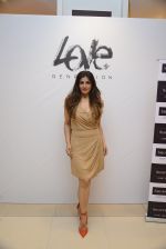 Raveena Tandon at Love Generation launch at Shoppers Stop on 7th Oct 2016 (240)_57f8a194b14f2.JPG