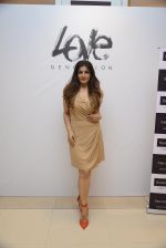 Raveena Tandon at Love Generation launch at Shoppers Stop on 7th Oct 2016 (241)_57f8a19bb9b36.JPG