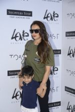 Seema Khan at Love Generation launch at Shoppers Stop on 7th Oct 2016 (76)_57f8a124d1565.JPG