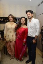 Aarti Chhabria at designer Manali Jagtap store festive collection launch on 10th Oct 2016 (128)_57fc88bfd6b1a.JPG