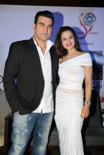 Arbaaz Khan and Ameesha Patel at Bollywood Mr and Miss India on 10th Oct 2016 (25)_57fc8fd31bcd7.jpg