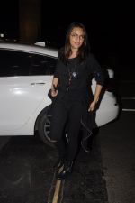 Sonakshi Sinha snapped at airport on 10th Oct 2016 (53)_57fc7f2356ac3.JPG