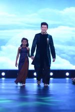 Meiyang Chang at Smile Foundation charity fashion show on 13th Oct 2016 (145)_5800cf7b28a3a.JPG