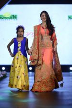 Sandeepa Dhar at Smile Foundation charity fashion show on 13th Oct 2016 (105)_5800d089607ed.JPG