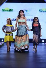 Sonal Chauhan at Smile Foundation charity fashion show on 13th Oct 2016 (235)_5800d12c596fd.JPG