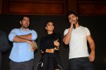 Rohit Dhawan, Jacqueline Fernandez, Varun Dhawan during the success party of the film Dishoom on 14th Oct 2016 (88)_5802295cea1f2.JPG