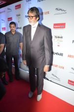 Amitabh Bachchan at Filmfare Glamour & Style Awards 2016 in Mumbai on 15th Oct 2016 (2180)_5804d76caced7.JPG