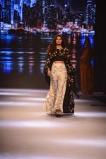 Athiya Shetty walks for Masaba at Amazon India Fashion Week on 15th Oct 2016 (22)_5804a2e3770f4.jpg