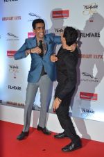Gulshan Devaiya, Prateik Babbar at Filmfare Glamour & Style Awards 2016 in Mumbai on 15th Oct 2016 (1266)_5804d861e5c1a.JPG