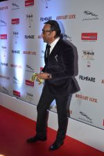 Jackie Shroff at Filmfare Glamour & Style Awards 2016 in Mumbai on 15th Oct 2016 (2102)_5804da69a4439.JPG
