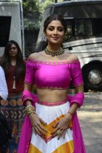 Shilpa Shetty on the sets of Super Dancer on 16th Oct 2016 (82)_5804bf1d9b909.JPG