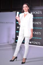 Amy Jackson at Ponds Institute new products launch in four Seasons, Worli on 17th Oct 2016 (184)_5806287d8373d.JPG