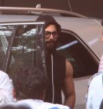 Shahid Kapoor snapped post shoot at Mehboob on 19th Oct 2016 (4)_5808731d2a4cc.JPG