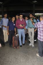 Gulshan Grover snapped at airport on 22nd Oct 2016 (43)_580c55201fd2b.JPG