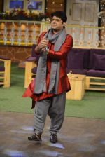 Kapil Sharma on the sets of The Kapil Sharma Show on 22nd Oct 2016 (88)_580c62057fefa.JPG