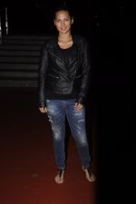 Rochelle Rao snapped at airport on 24th Oct 2016 (7)_580f6653a0c3c.JPG