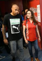 Nita Ambani snapped with Henry Thiery on 25th Oct 2016 (4)_58105b9ad5b08.jpg