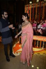 Anushka Sharma, Ranbir Kapoor at Ae Dil Hai Mushkil diwali celebrations on 29th Oct 2016 (44)_58172d04c7d62.JPG