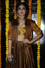 Kritika Kamra at Ekta Kapoor_s Diwali bash on 29th Oct 2016 (46)_581742686970e.JPG