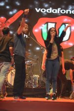 Shraddha Kapoor, Farhan Akhtar at Rock on 2 concert in Delhi on 8th Nov 2016 (72)_5822ca412b267.jpg