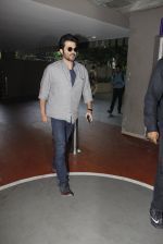 Anil Kapoor snapped at airport on 11th Nov 2016 (35)_5826c18c4b342.JPG