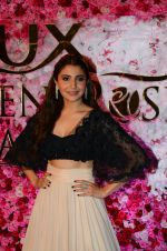 Anushka Sharma at Lux golden rose awards 2016 on 12th Nov 2016 (14)_5827f465aa351.jpg