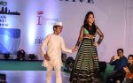 at Archana Kochhar fashion show in Mumbai on 25th Nov 2016 (53)_58396eb246f0a.jpg