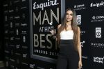 Deepika Padukone at Esquire Man at his best awards on 30th Nov 2016 (4)_583fc946bbc8a.jpg