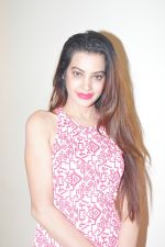 Deeksha Panth Photoshoot (98)_5841177f52316.jpg