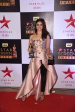 Alia Bhatt at 22nd Star Screen Awards 2016 on 4th Dec 2016 (216)_58453925d036b.JPG