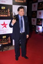 Rishi Kapoor at 22nd Star Screen Awards 2016 on 4th Dec 2016 (147)_58453984bb4dc.JPG