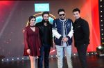 Karan Johar, Shekhar Ravjiani, Badshah,Shalmali Kholgade at Dil Hai Hindustani show launch on 6th Dec 2016 (51)_5847b3a7bc244.JPG