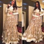 Neha Dhupia at Yuvi Ki shaadi in Rahul Mishra n Sunita Shekhawat jewels  (2)_5847a65636713.jpg