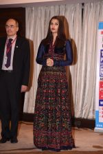 Aishwarya Rai Bachchan for her dance teacher_s event on 7th Dec 2016 (8)_5849040a58aab.JPG