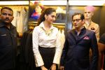 Sonam Kapoor launch raghavendra rathore store on 8th Dec 2016 (451)_584a42154269c.JPG