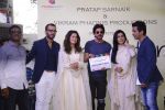 Shahrukh Khan at Vikram Phadnis Debut film launch on 10th Dec 2016 (131)_584d6a4319230.JPG