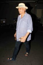 Mahesh Bhatt snapped at airport on 15th Dec 2016 Mahesh Bhatt snapped at airport on 15th Dec 2016 (10)_5853ab7486a36.jpg