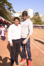 Johnny Lever, Manish Paul at Jamnabai school sports meet for special children on 19th Dec 2016 (73)_5858dc520aa15.JPG