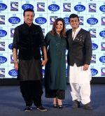 Anu Malik, Farah Khan and Sonu Nigam on the sets of Indian Idol on 20th Dec 2016 (2)_585a2daf20af3.JPG