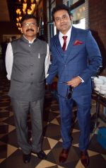 Sanjay Raut (Saamana, Executive Editor) with Joe Rajan at his Harvey India_s Christmas Brunch_585a1c835dbbf.JPG