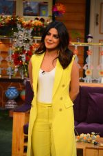 Priyanka Chopra on the sets of The Kapil Sharma Show on 21st Dec 2016 (41)_585b8ac72ac49.JPG