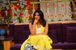 Priyanka Chopra on the sets of The Kapil Sharma Show on 21st Dec 2016 (72)_585b8adb19854.JPG