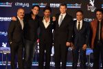 Shah Rukh Khan at a press meet to announce Indian Academy Awards on 21st Dec 2016 (53)_585b8a3ef1390.JPG