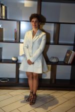 Sanya Malhotra with Dangal Team in Delhi on 26th Dec 2016 (21)_58625e3abc1e7.jpg