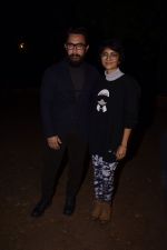 Aamir Khan and Kiran Rao at panchagani on 29th Dec 2016 (1)_586603e4c5e82.jpg