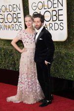 celeb at 74th Golden Globe Awards on 8th Jan 2017 (113)_58735a6895195.jpg